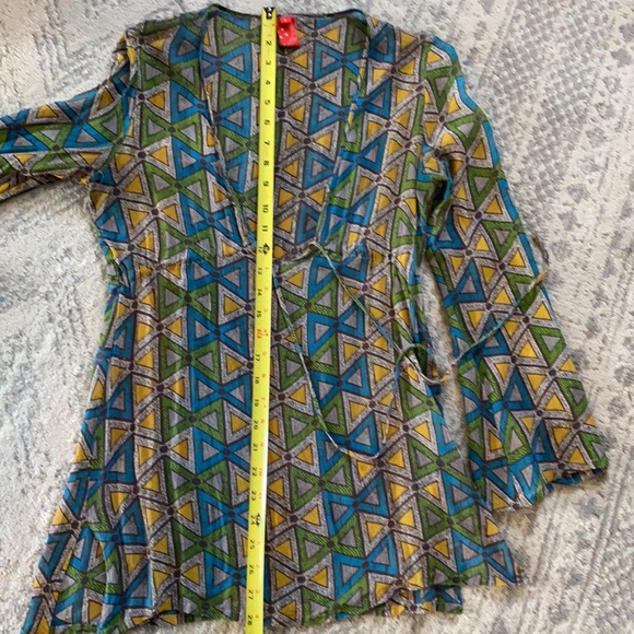 Triangle pattern top - Picture 6 of 7